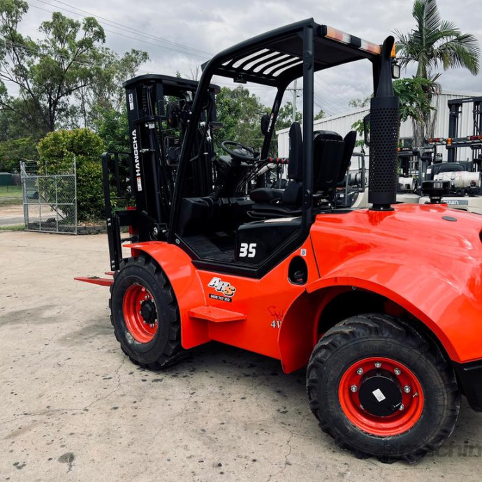 Hangcha 3.5t 4WD Forklift CPCD35 - 4.3m Triplex 3 Speed Diesel Wet Brake System